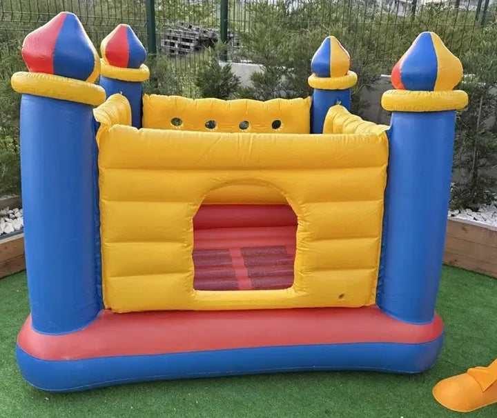 Kids' Indoor Bouncing Castle